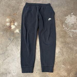 Nike Cuffed Sweatpants